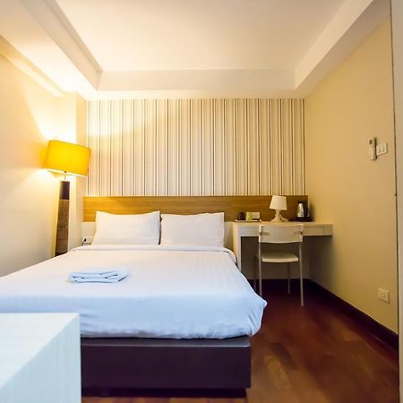 Snooze Hotel Thonglor Бангкок Екстер'єр фото