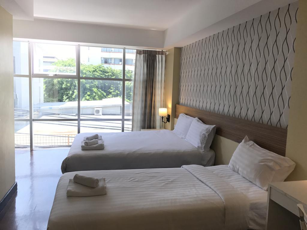 Snooze Hotel Thonglor Бангкок Екстер'єр фото