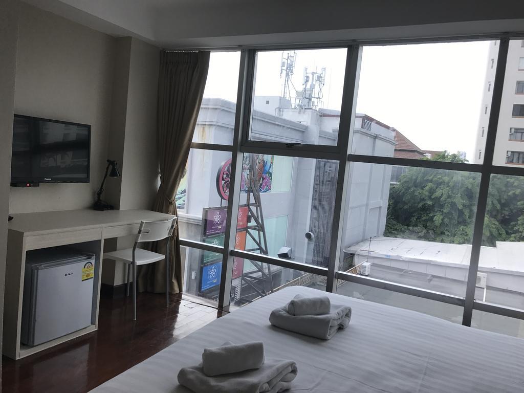 Snooze Hotel Thonglor Бангкок Екстер'єр фото