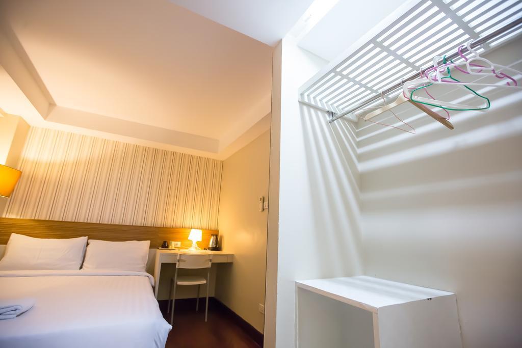 Snooze Hotel Thonglor Бангкок Екстер'єр фото