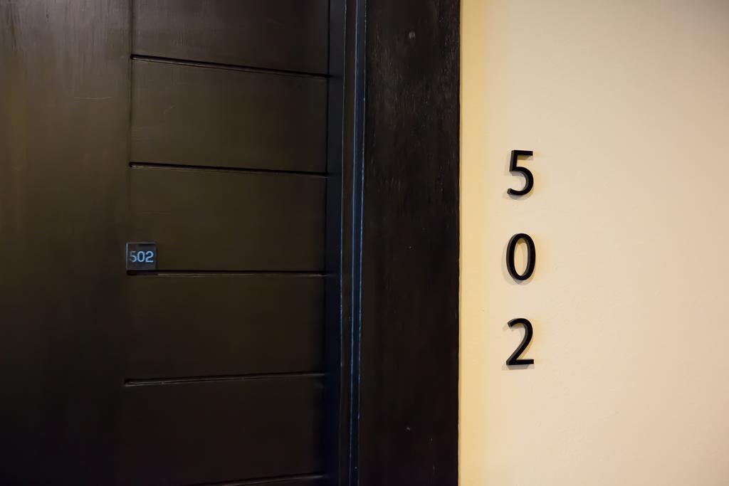 Snooze Hotel Thonglor Бангкок Екстер'єр фото